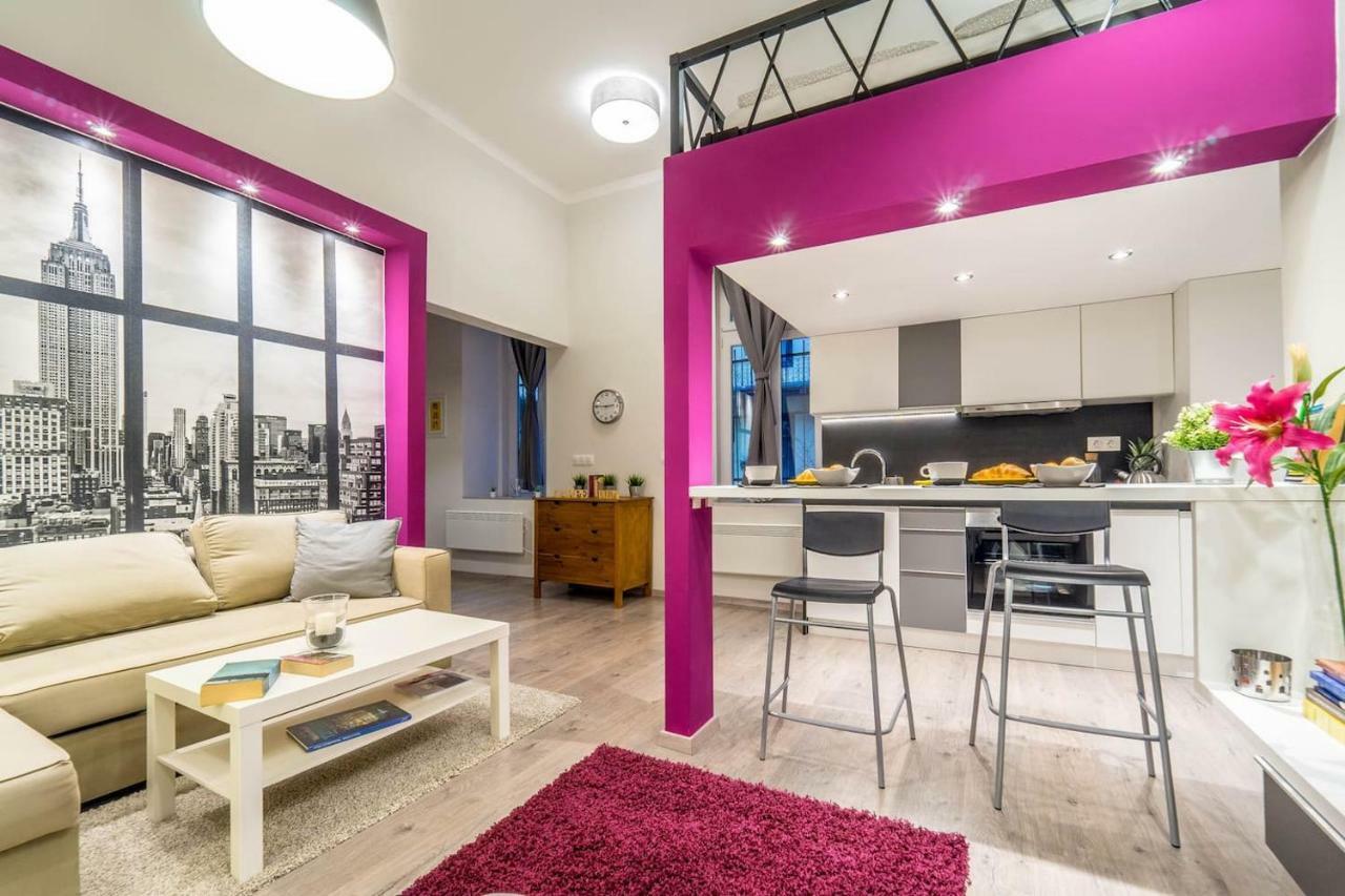 Cozy Downtown Studio Apartment Budapest Exterior photo